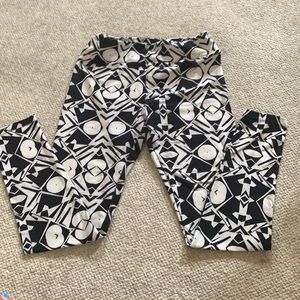 LuLaRoe black and white leggings